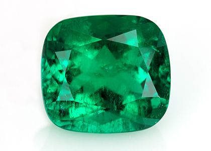 cushion-cut-emerald